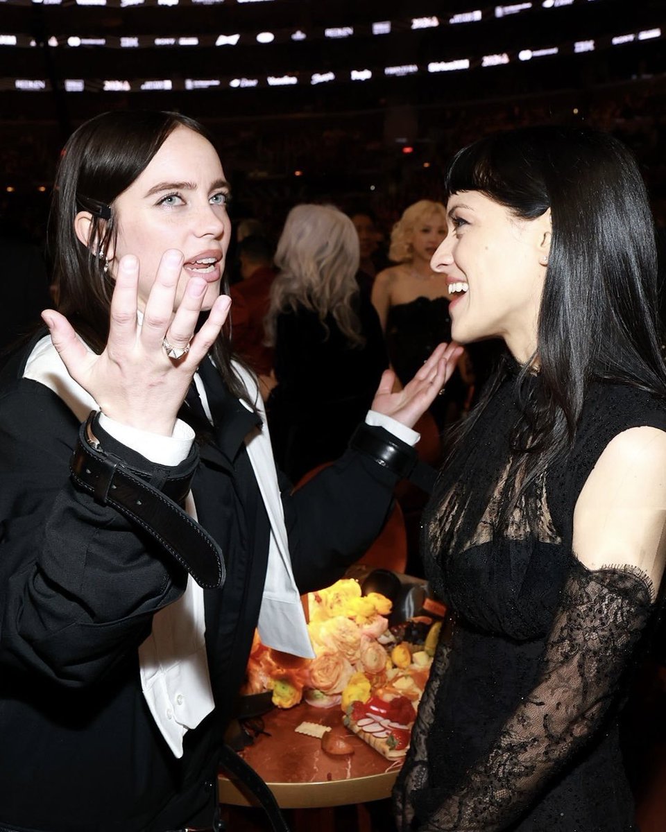 billie archive tweet media