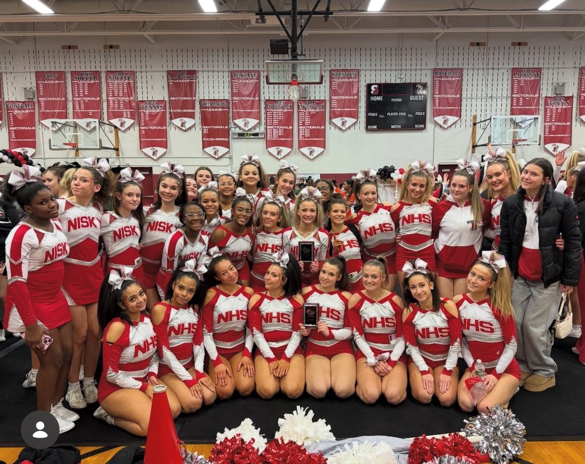 niskayunacheer's tweet photo. 1st place, clean sweep this weekend for Nisky Cheer in back to back comps!  Great job ladies!  ❤️🎉 https://t.co/qkT4KPsQhT