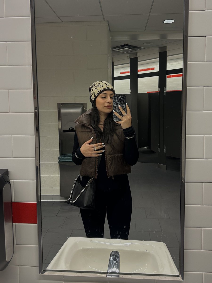 Nicari 🤍 tweet media