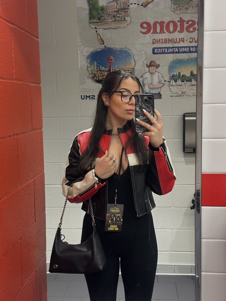 Nicari 🤍 tweet media