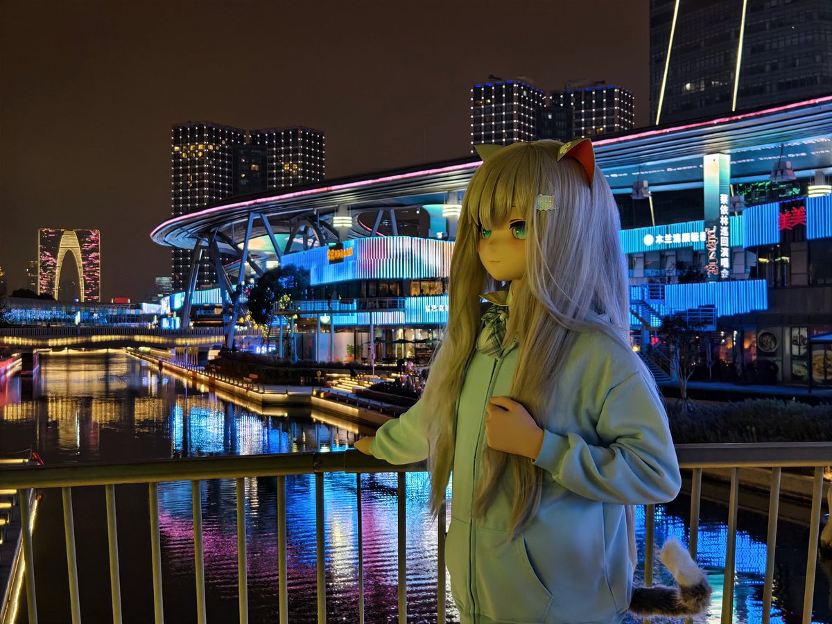 Ethereal3580's tweet photo. 夜晚  光景  猫猫
#kigurumi #着ぐるみ https://t.co/cV0vPuojsq