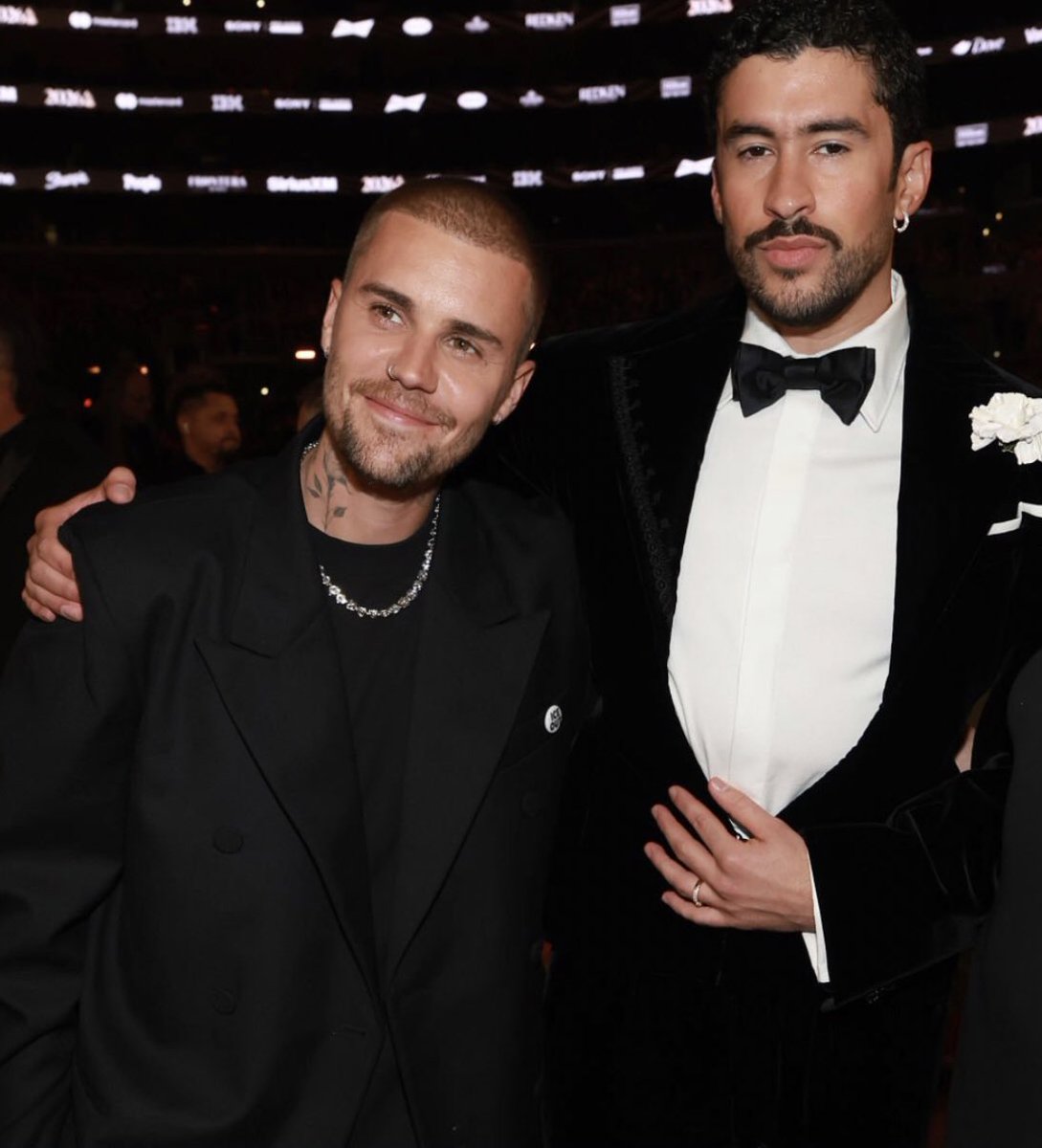 hadidolls's tweet photo. Justin Bieber and Bad Bunny at the #GRAMMYs https://t.co/UNuPbPLVUK