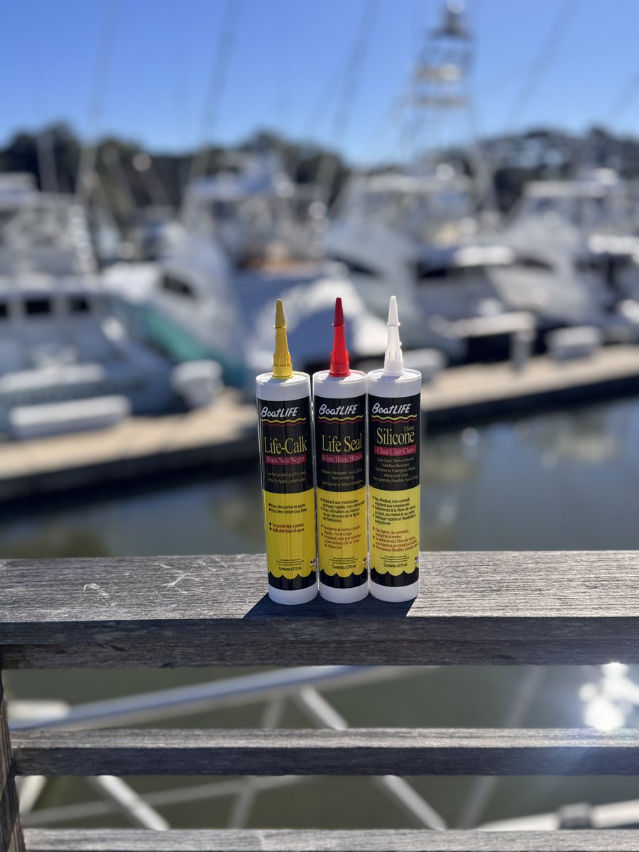 Boat_LIFE's tweet photo. A little snow never got us down! ❄️ We know that that Carolina sunshine (and heat! 🥵) is right around the corner! ☀️ Hope your Sunday was a good one! https://t.co/rJnXL1fBhE