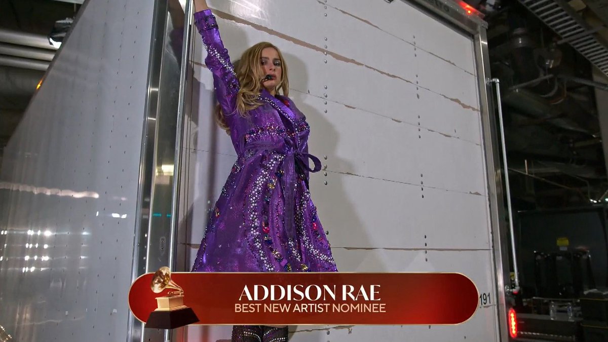 addisonraeon's tweet photo. THE BIGGEST POPSTAR OF THIS GENERATION! #GRAMMYs https://t.co/o4sCEGq1ml