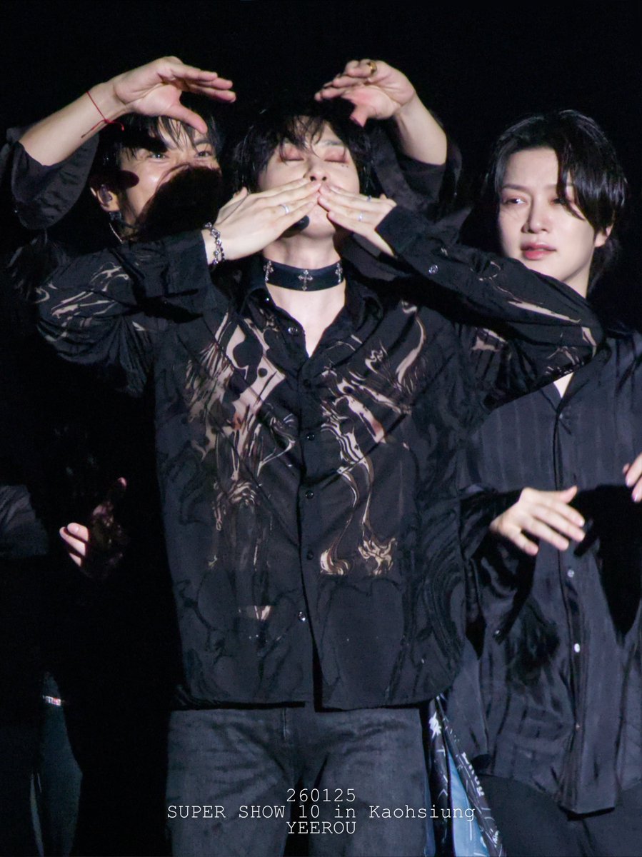 YEEROU💙 tweet media