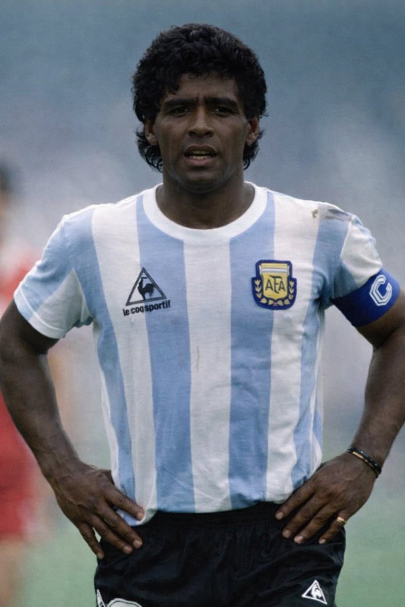 *Christopher Nolan hace una película sobre el mundial 1986*

el fuckin diego maradona: