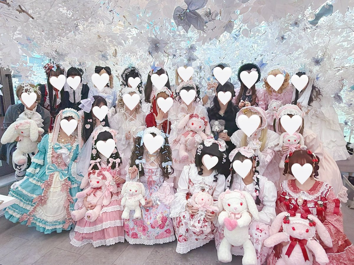 BABYファッションショー前にお茶会をしました🐇🂱🎩
BABYが大好きなロリィタさん大集合
幸せな時間をありがとうございました.⋆𝜗𝜚