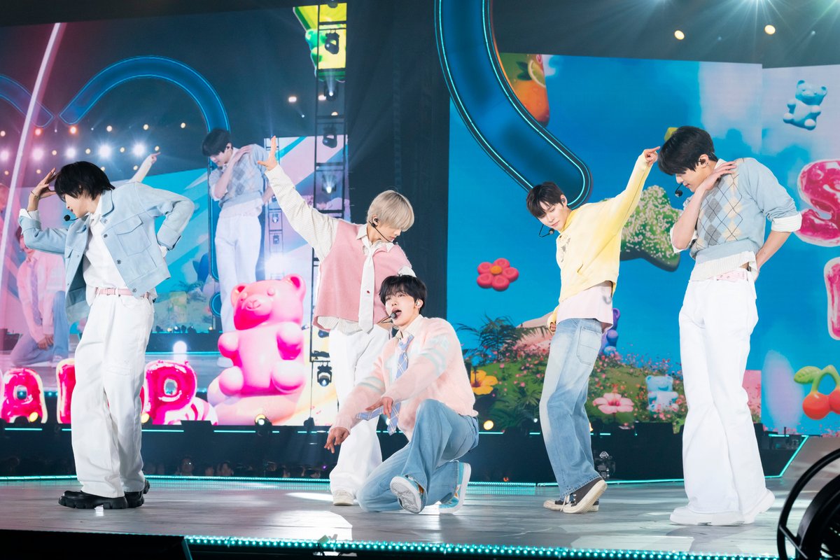 natalie_mu's tweet photo. 【写真追加】

「SMTOWN LIVE 2025-26 in FUKUOKA」ライブレポート

ライブ写真30点を追加しました。
📸https://t.co/Ogg489TD57

#SMTOWN_LIVE_FUKUOKA https://t.co/FKiC917XwX
