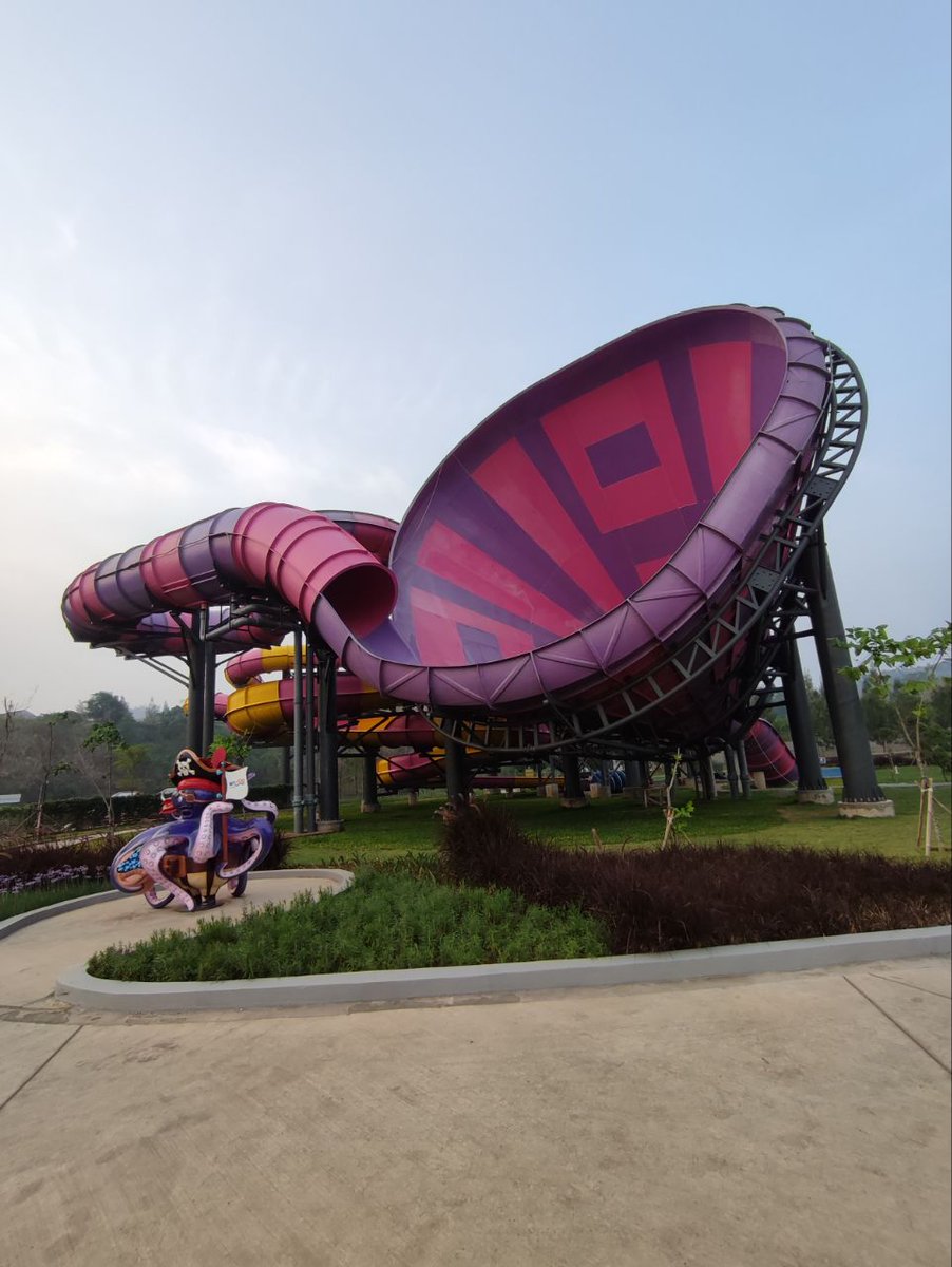 SecurityClark's tweet image. If you're not screaming on the way down, did you even go?