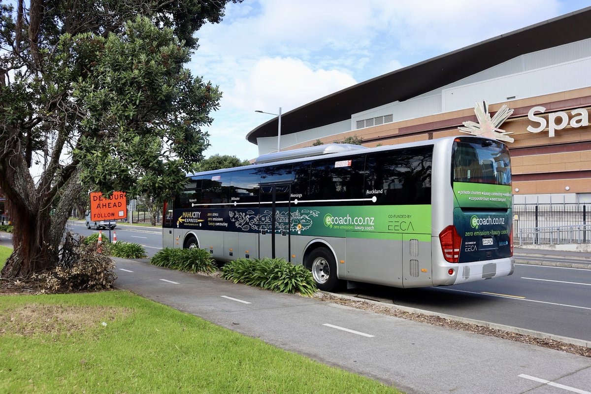 NZTransitBuzz's tweet image. #BusNews: Mahu City Express has added the ability to book the bus for others into their app.