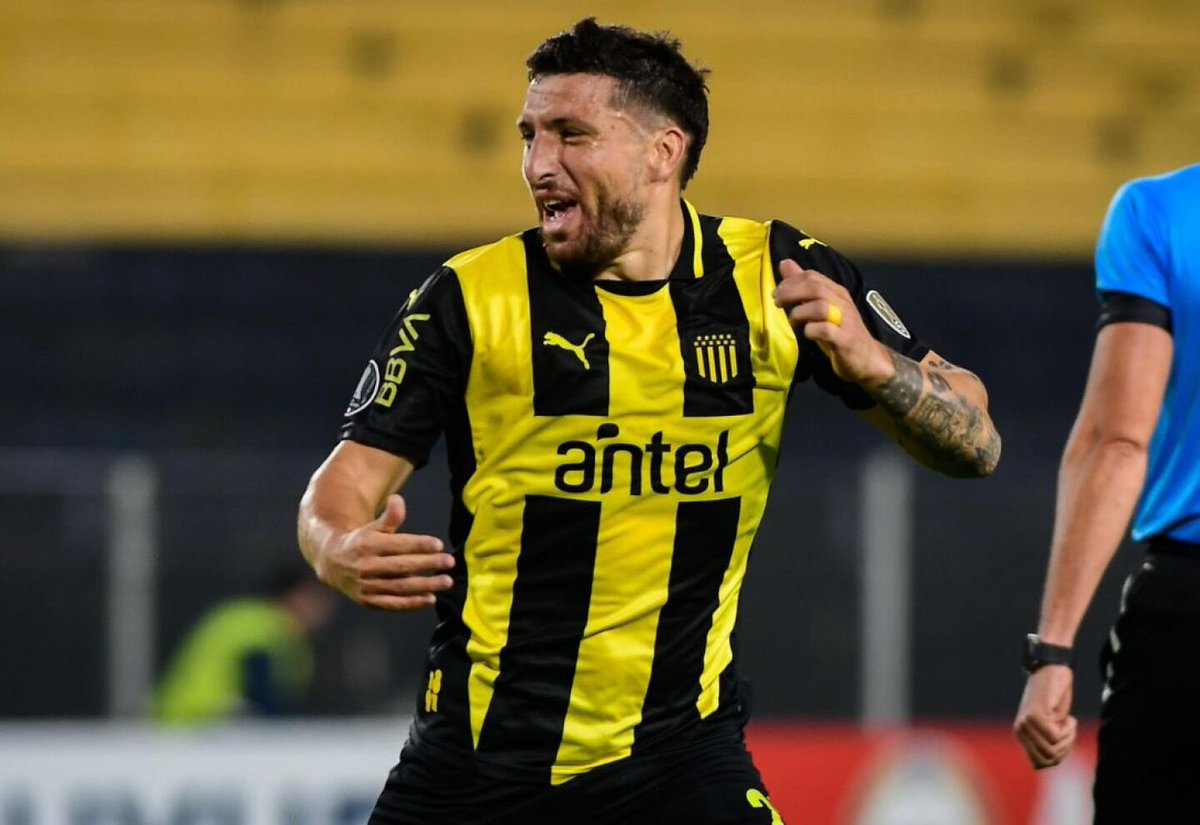 Los clásicos se juegan como lo hizo este señor.