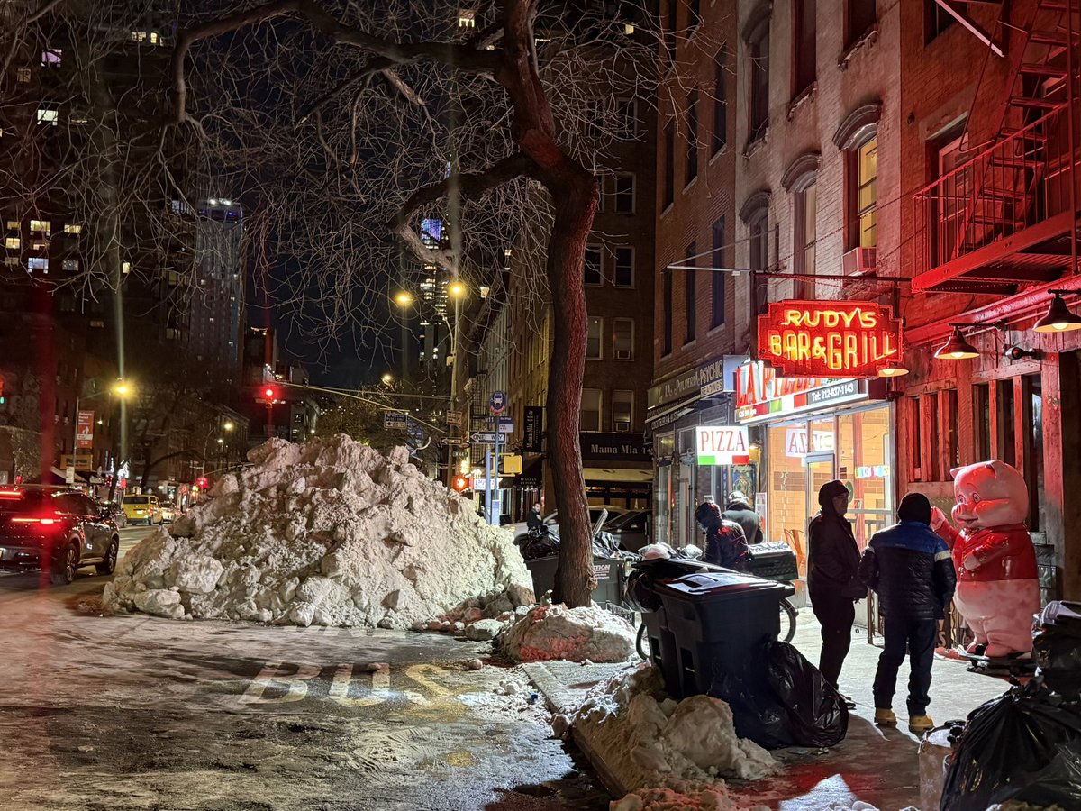 Sam Maxwell tweet media