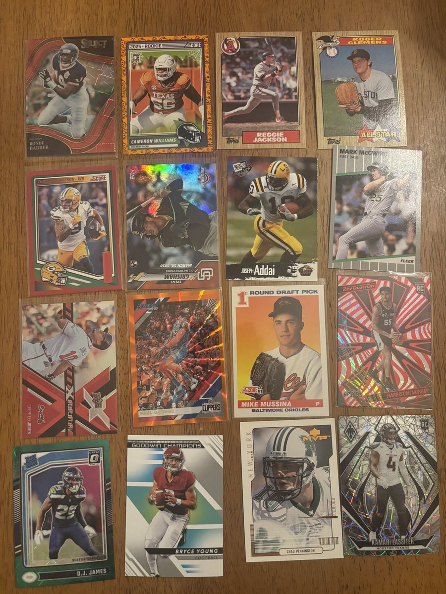Sunday Stack Sale 
- Inventory clean out .25 each
- new $1
- New $3-5

Lot 44

$.25 each