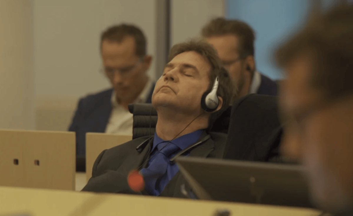 wanna know who wasn’t mentioned by name in the epstein files?