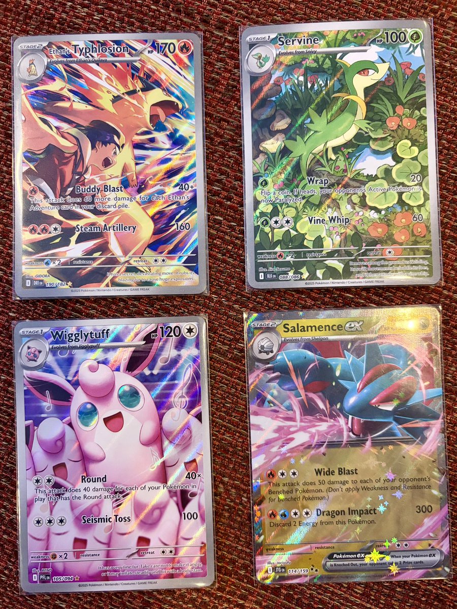 kobustabus 👻 tweet media