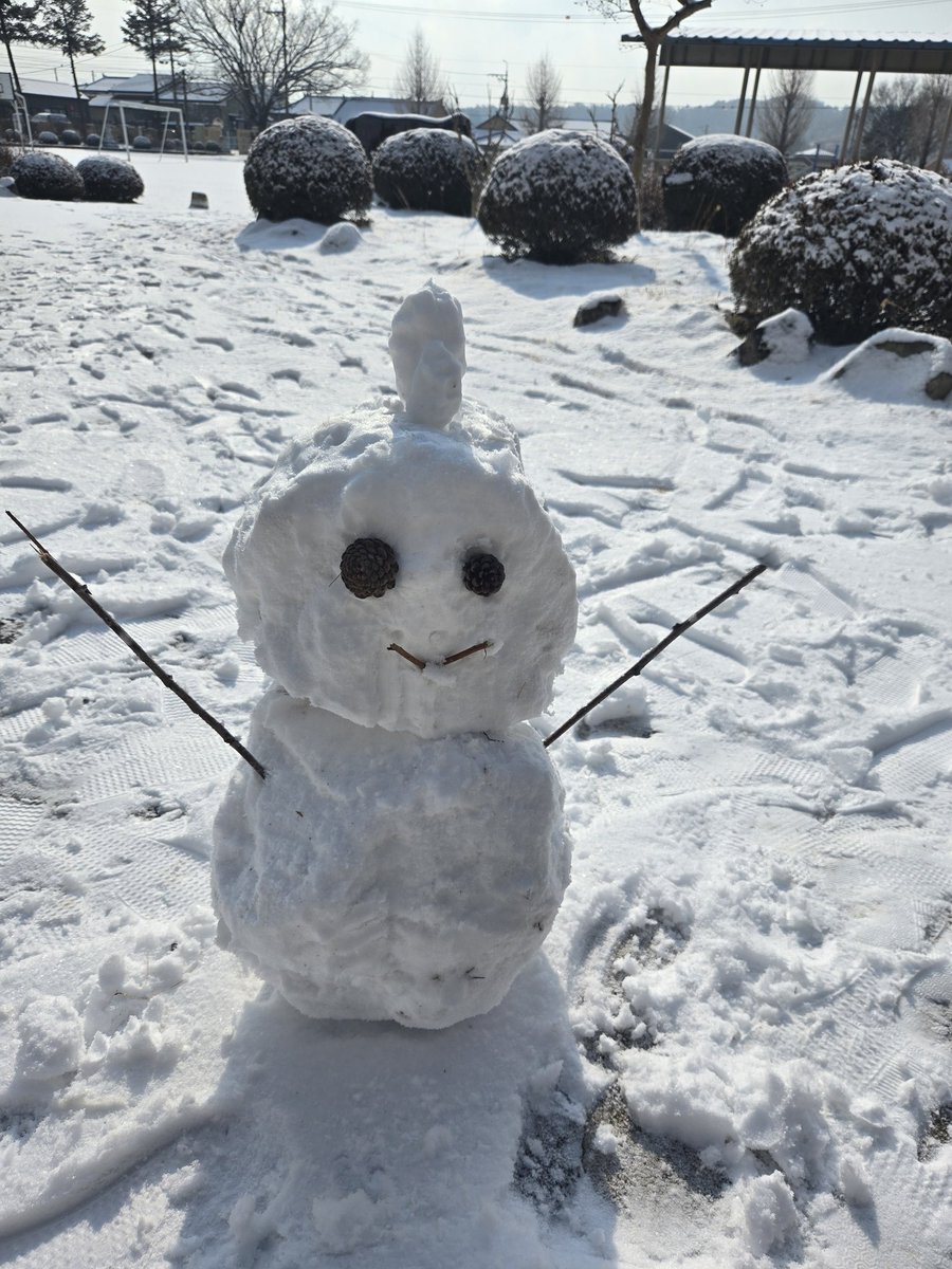 雪だるま⛄　
可愛い❤
#雪だるま