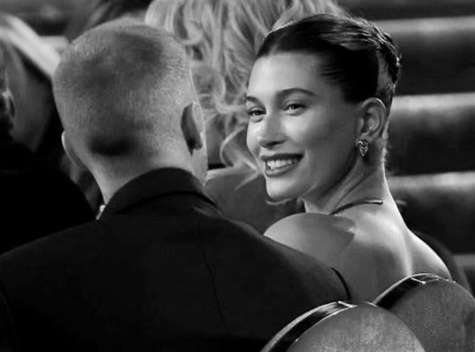 cómo se miran morí de amor #GRAMMYs