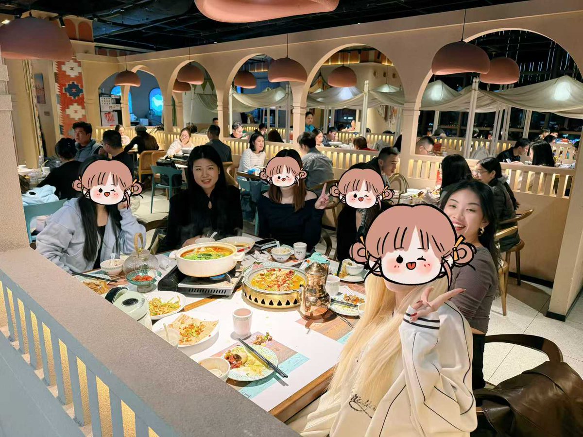 深圳 Web3 Girls 局🫶
行情放一边，快乐万岁
姐妹局一开，话题自动开启无限♾️哈哈哈
太开心啦🥰