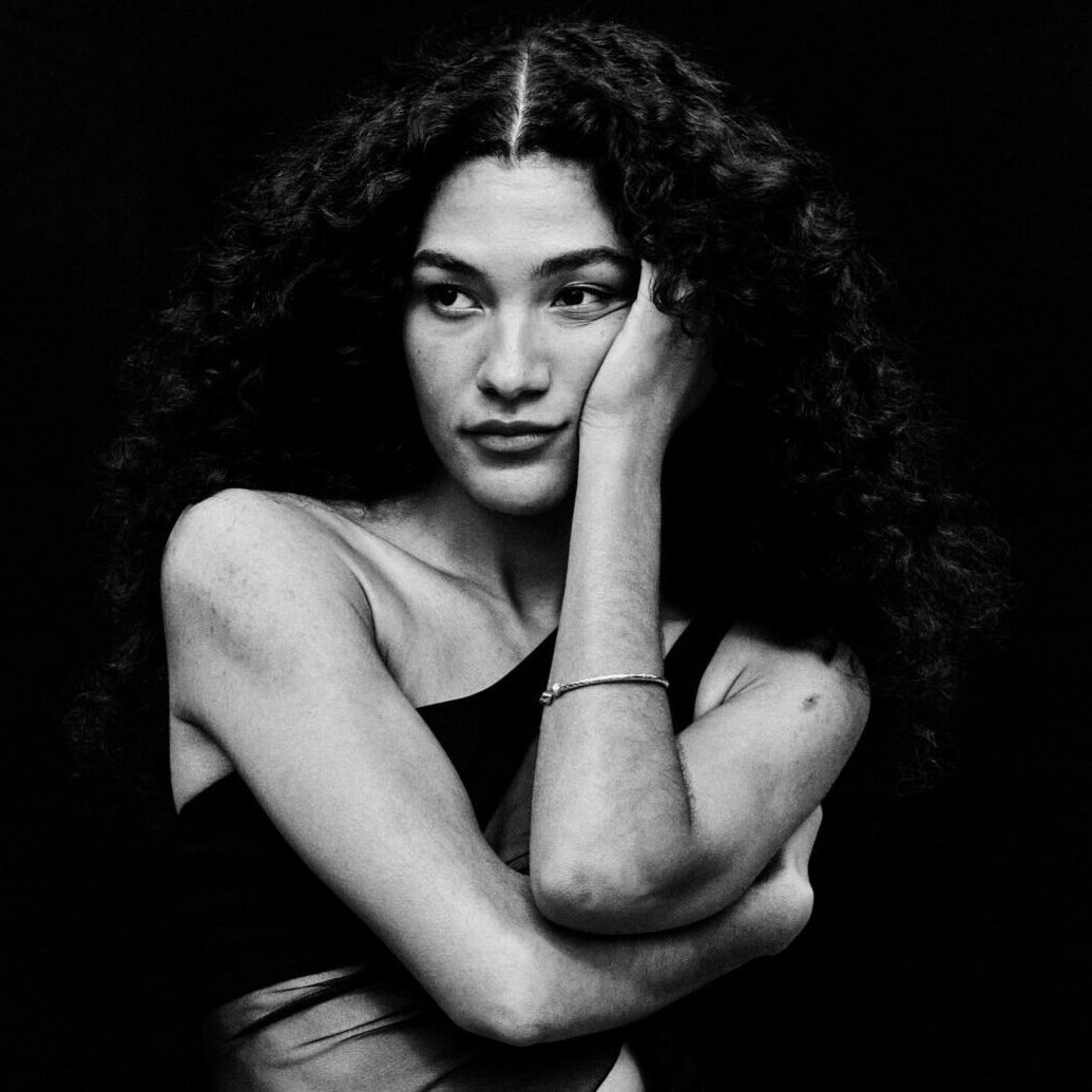 PopCrave's tweet image. Olivia Dean is officially a #GRAMMYs winner.