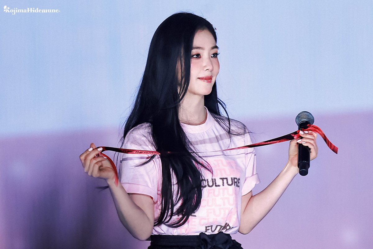 KHidemune00's tweet photo. 𝟐𝟎𝟐𝟔𝟎𝟐𝟎𝟏 𝐅𝐮𝐤𝐮𝐨𝐤𝐚 𝐒𝐌𝐓 𝐄𝐧𝐝𝐢𝐧𝐠

#아이린 #IRENE #RedVelvet
#SMTOWNLIVE_in_FUKUOKA https://t.co/bixEbHCY7O