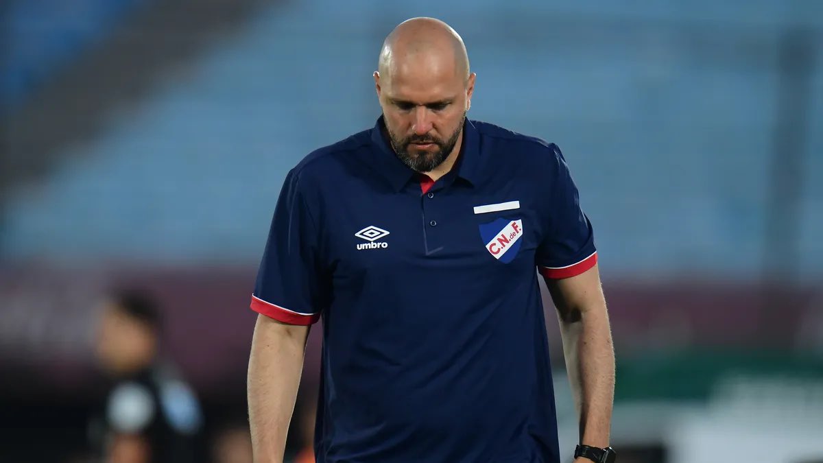 #Nacional perdió por penales la Supercopa. Con un claro responsable: Jadson #Viera. Le erró con el 11, con no sacar a #Carneiro y con algunos cambios. Hasta con el ejecutante de los penales.