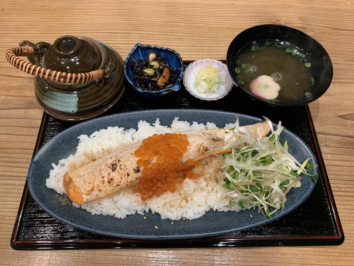 namihei_sushi's tweet photo. おはようございます☀

本日も１１時からランチ営業です🈺

お昼ご飯には是非✨

ご来店お待ちしてます🙇‍♂️ https://t.co/duUZSLXqy2