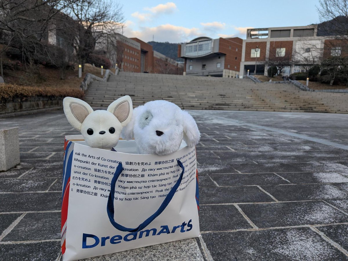 昨日は、広島市立大学で「科学セミナー」（高校生による科学研究活動の成果発表会）が実施され、協賛企業として参加をしてきました🌱

課題を捉え、仮説・検証していく経験は今後どんな分野でも活きるのでぜひ今後も続けていってもらいたいなと思います。