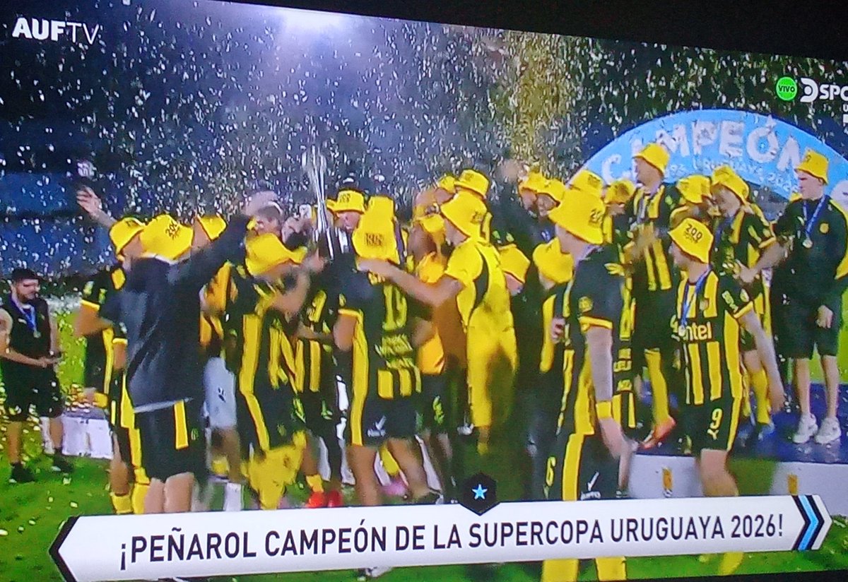 Salud campeón y el que no salta es un traidor.
