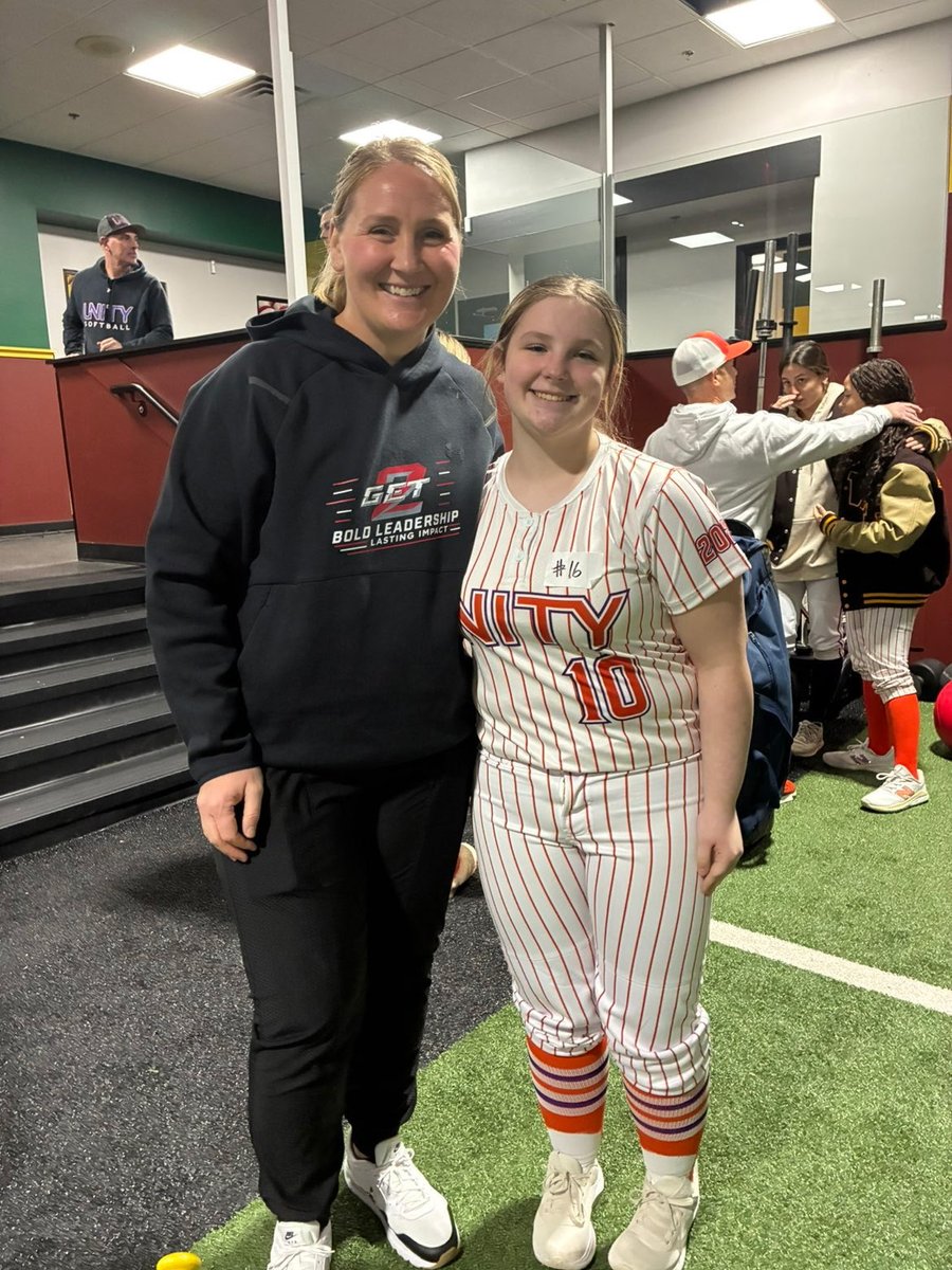 Rbellesfield_28's tweet photo. I had a fantastic opportUNITY to attend @VAUnitySB Lab, undergo OnDeck Measurements to help build my profile, and learn about mental performance from @Get2Impact_ with a couple teammates! 🙌🏼💜🧡 #BuiltDifferent @UnityFleck16 @TGETalent @DiamondAddicts #DoingWork https://t.co/uhCKz9e7NP
