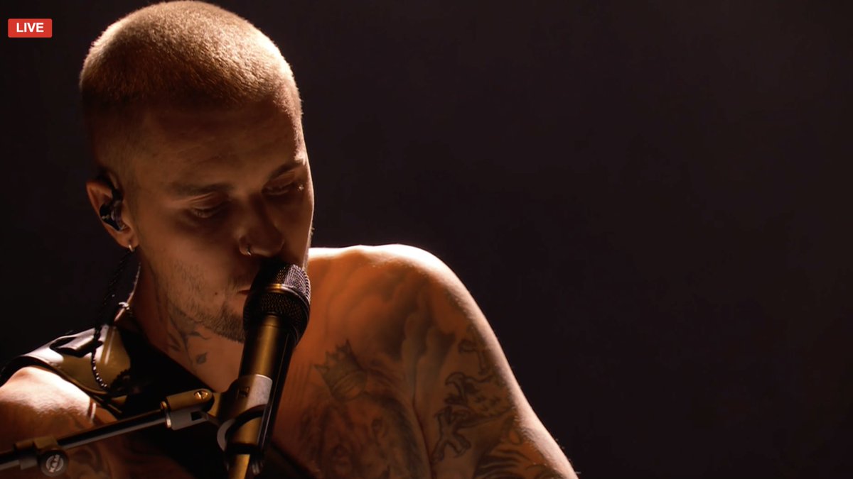 PopBase's tweet image. Justin Bieber performs ‘YUKON’ at the #GRAMMYs.