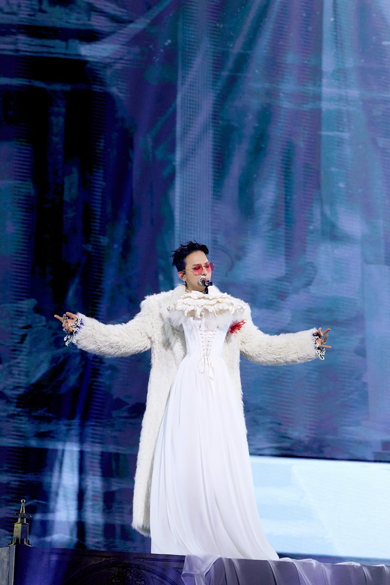 KpopHerald tweet media