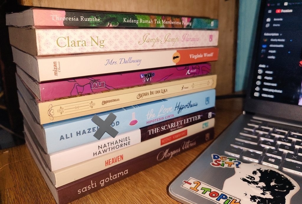 draftanakunpad4's tweet image. Haloo pad! Sender lagi wts novel preloved unsealed. Bisa by oren / ekspedisi manual. Cek kondisi comment aja nanti sender dm (settings dm jangan lupa buka ya) 🥰
 
list harga dibawah ⬇