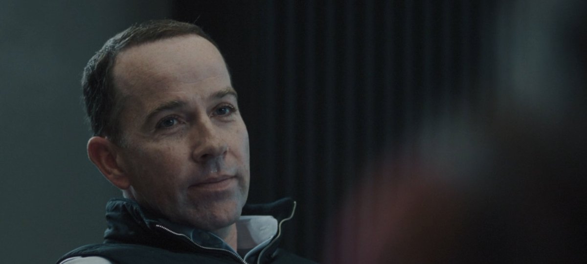 lesliezye's tweet photo. this guy hates yasmin badddddd afweikjshfj i know he’s got designs upon her downfall #IndustryHBO https://t.co/HPLWrZfzEz