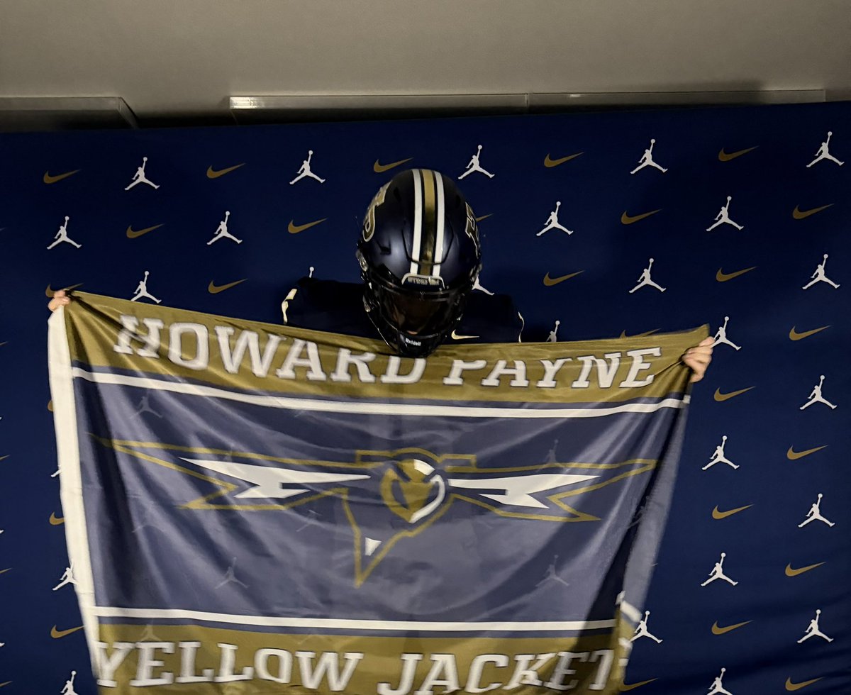 Had a great visit at Howard Payne University today. Blessed for the opportunity to meet coaches and see the campus!

<a href="/Grandview_FB/">Grandview Zebras</a> <a href="/CoachSnyde/">Will</a> <a href="/CoachDouglasIII/">James Douglas III</a> <a href="/HPUFootball/">Howard Payne University Football</a>