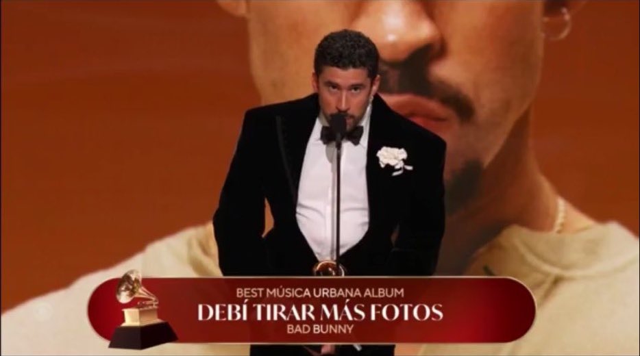 tracklist's tweet image. Bad Bunny: "Não somos selvagens, não somos animais, somos seres humanos e somos AMERICANOS" #GRAMMYs