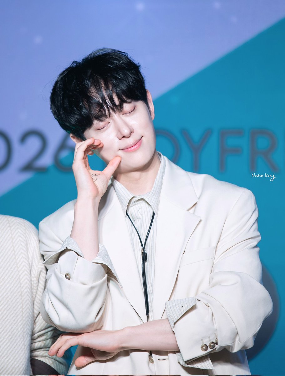 260101
BOYFRIEND JAPAN LIVE TOUR 
𝐓𝐎𝐃𝐀𝐘：𝐍𝐄𝐖 𝐏𝐀𝐆𝐄
#동현