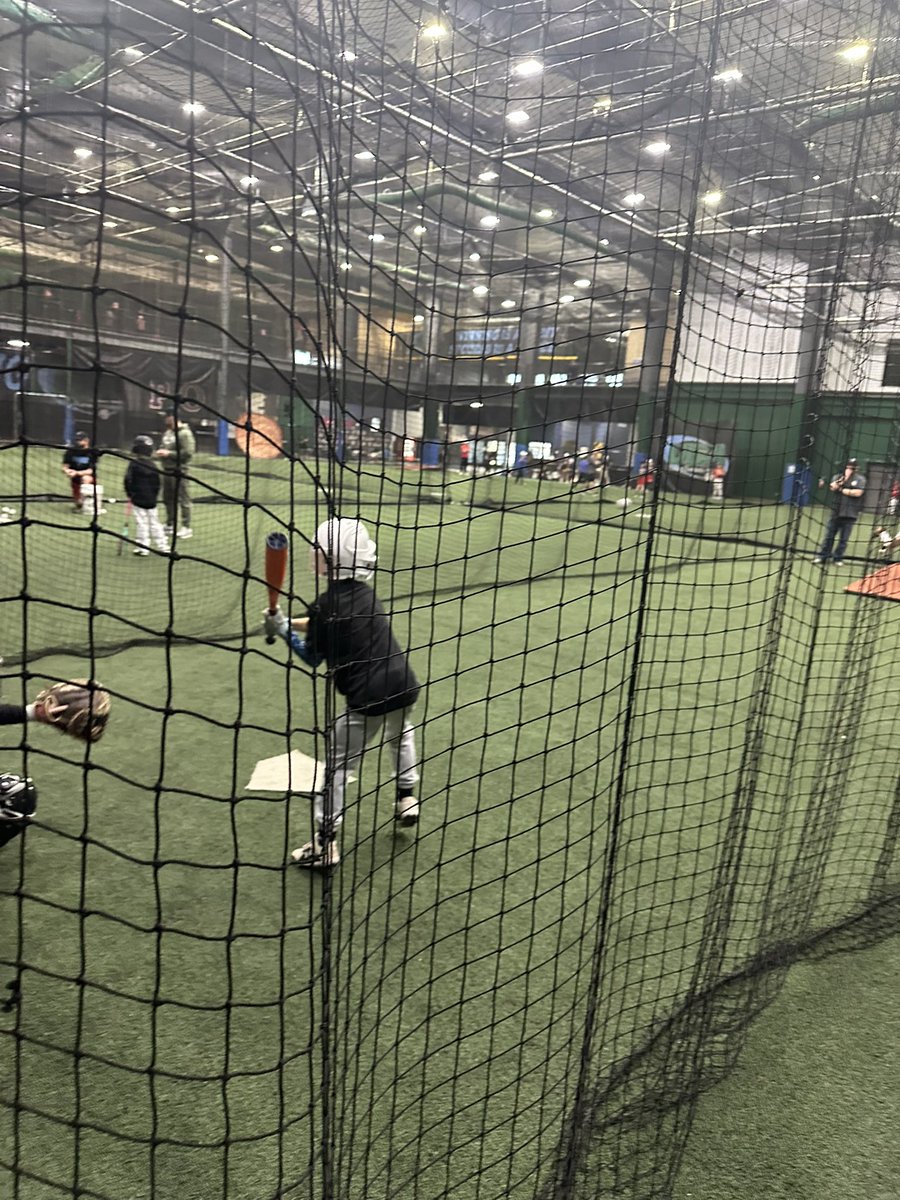 UBA Select tweet media