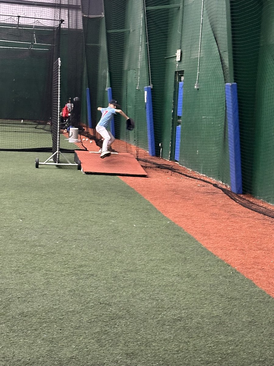 UBA Select tweet media