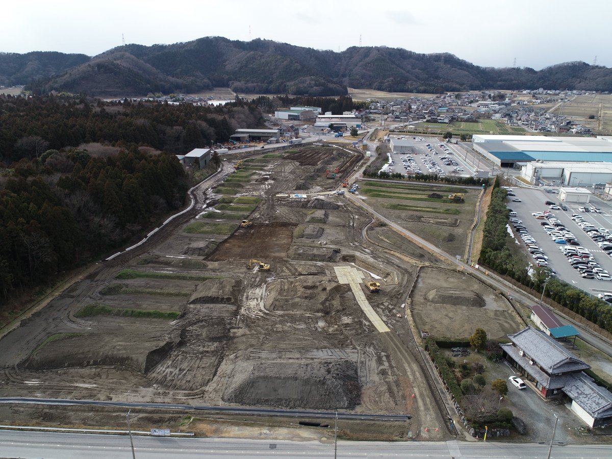 ueda3721's tweet photo. 現場施工進捗
施工前���R7.9.9）→R8.1.31現在
計画：58.0%　実施：52.1% https://t.co/thVZs7Dq2W