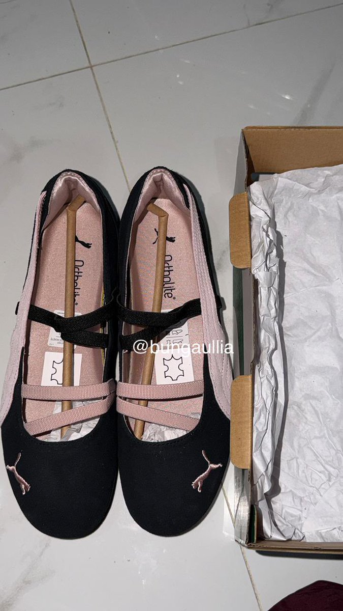 Budysyy's tweet photo. @nayyuwdya baru banget beli blm di pake biaa cod size 39 harga 1.299 aja sama kaya harga beli https://t.co/1DsnEkoLw1