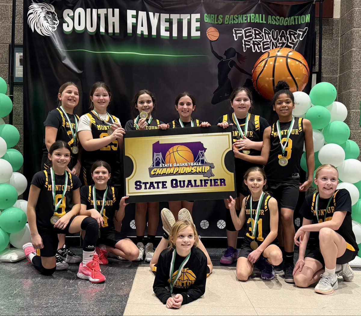 Montour Girls Basketball tweet media