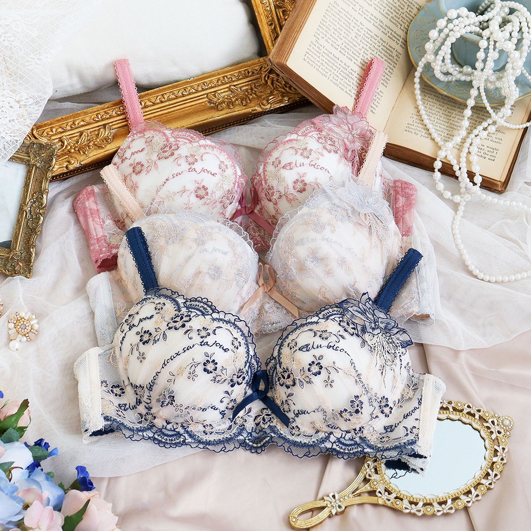 𝟤𝟨𝖲/𝖲 𝖯𝗋𝗂𝗇𝖼𝖾𝗌𝗌 𝖢𝗈𝗅𝗅𝖾𝖼𝗍𝗂𝗈𝗇🏰🤍 ⁡ 