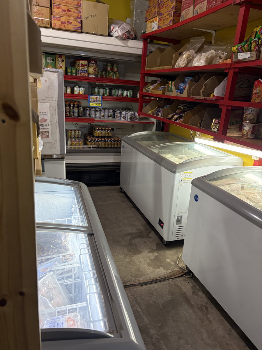 アジアンベース 茨城県古河市諸川1822−2 フラップタウンの2号店