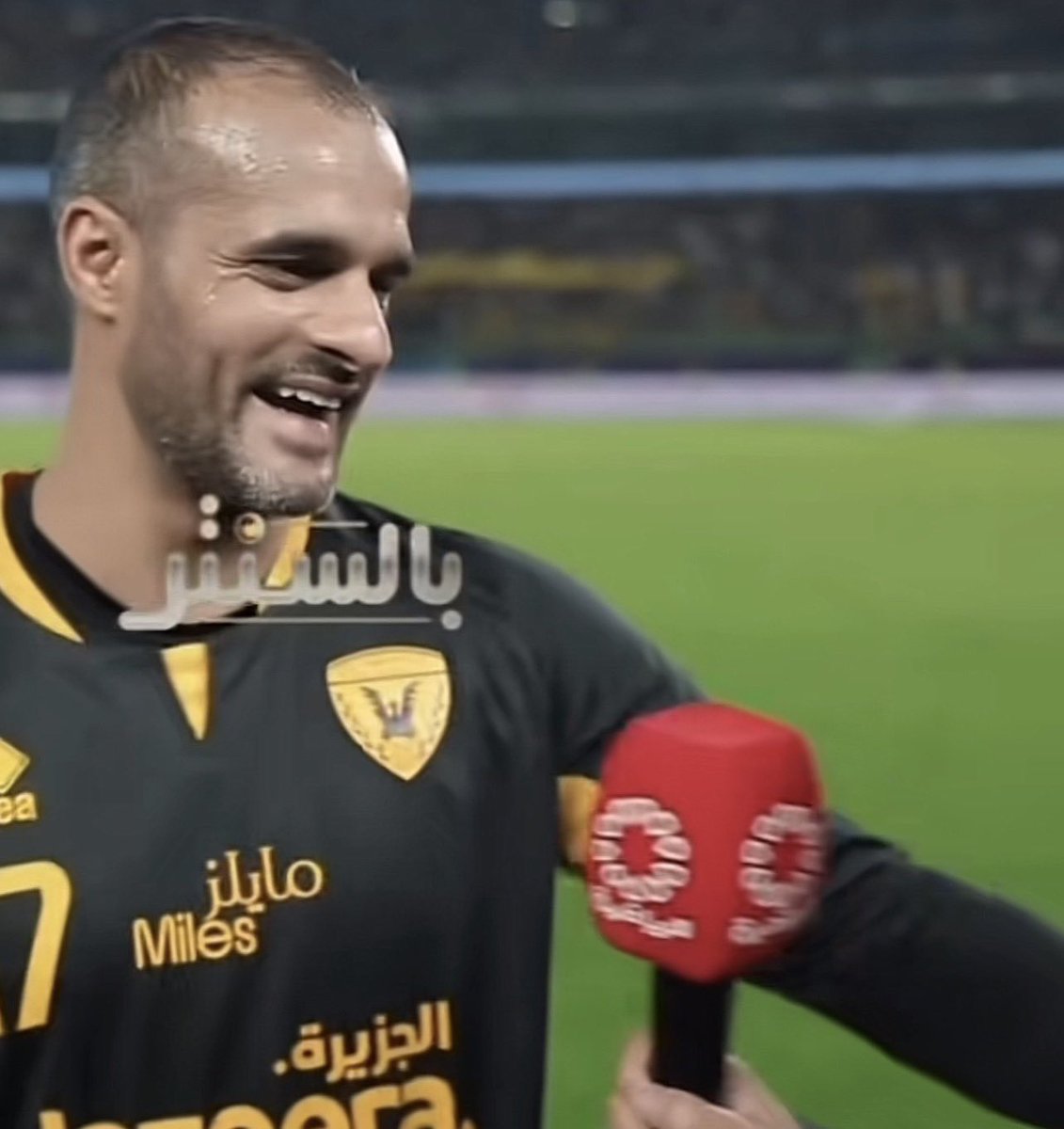 المذيع : نزعت التيشيرت في اول موسم لك مع القادسية السنه هاذي نزعت التيشيرت هل ستعتز... 

بدر المطوع : خلاص واضـحه 💔💔💔💔💔💔💔💔💔💔💔💛💛💛 يارب فوتشوب اخخخ

#القادسية #القادسية_الكويت #بدر_المطوع