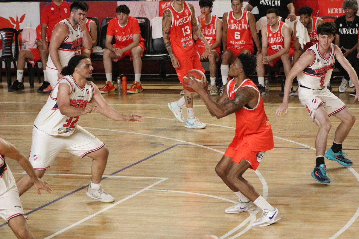 LigaARGbasquet's tweet photo. 🔚 Final del partido | Conferencia Norte

🏀 @hlhbasquetmza 90
🏀 @bochasbasket 86

📊 Estadísticas: https://t.co/3IWYV4LPuA https://t.co/YwdzFRPD1B