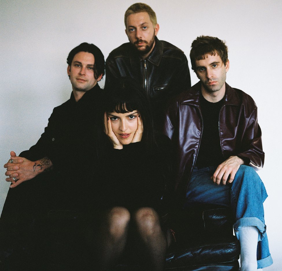 THEMARIASUPDATE's tweet image. Even tho they didn’t win their first Grammy (yet) tonight I just wanna sit a second to say how proud i am of them and how crazy this year has been for me as a fan for so many years. Seeing the band getting so much love and recognition was cool as hell. 

we love you @themarias ♡