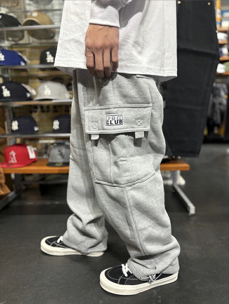 grtetsu's tweet image. 新しく買ったPRO GRUBのスウェットカーゴパンツの履き心地最高でシルエットがカッコイイ😁