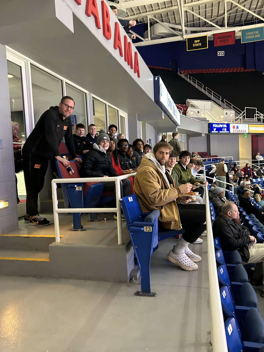 McT Hoops tweet media