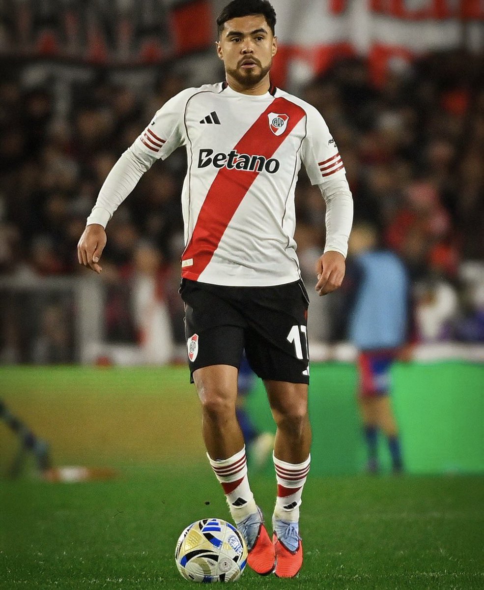 GRAN partido de Paulo Díaz.

Ojalá que sea el último.