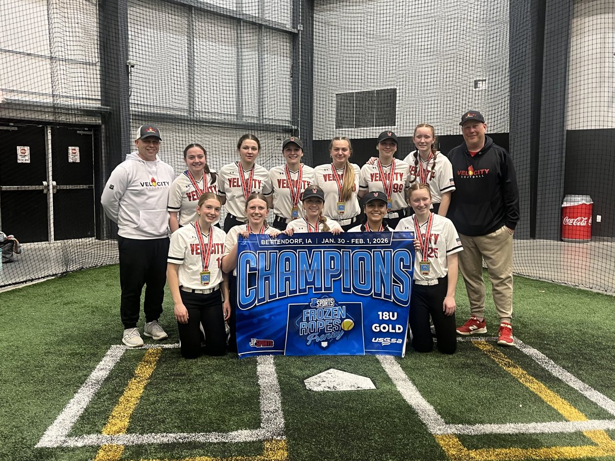 Velocity_GB's tweet photo. Congratulations to 16u Nelson GRB on going undefeated on the weekend and winning the 18u division in Bettendorf, IA.  #TrainWithVelocity https://t.co/k1pGAmX4RH